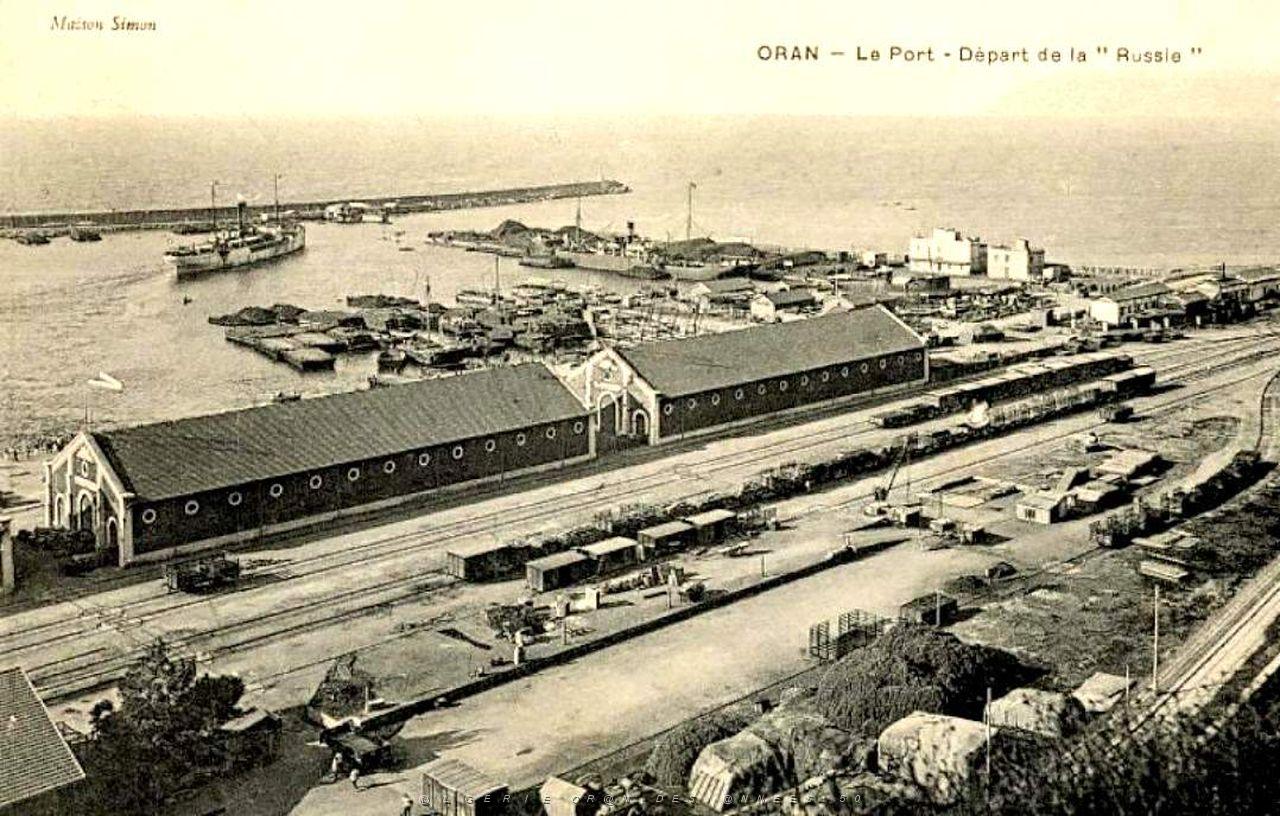 Oran- 110- travail sur les quais.jpg